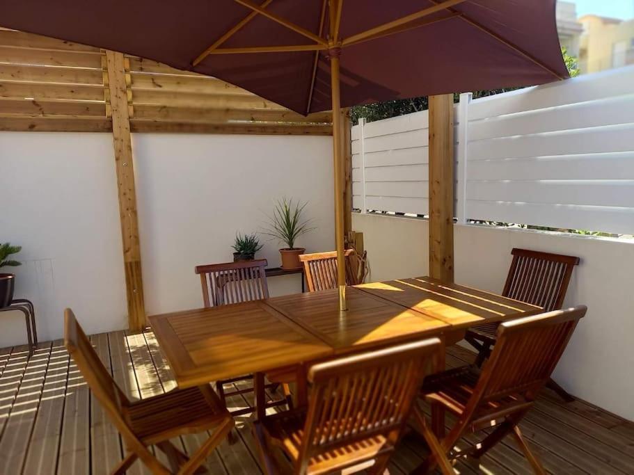 Appartement 100 M2 Terrasse Piscine Gruissan Exterior photo