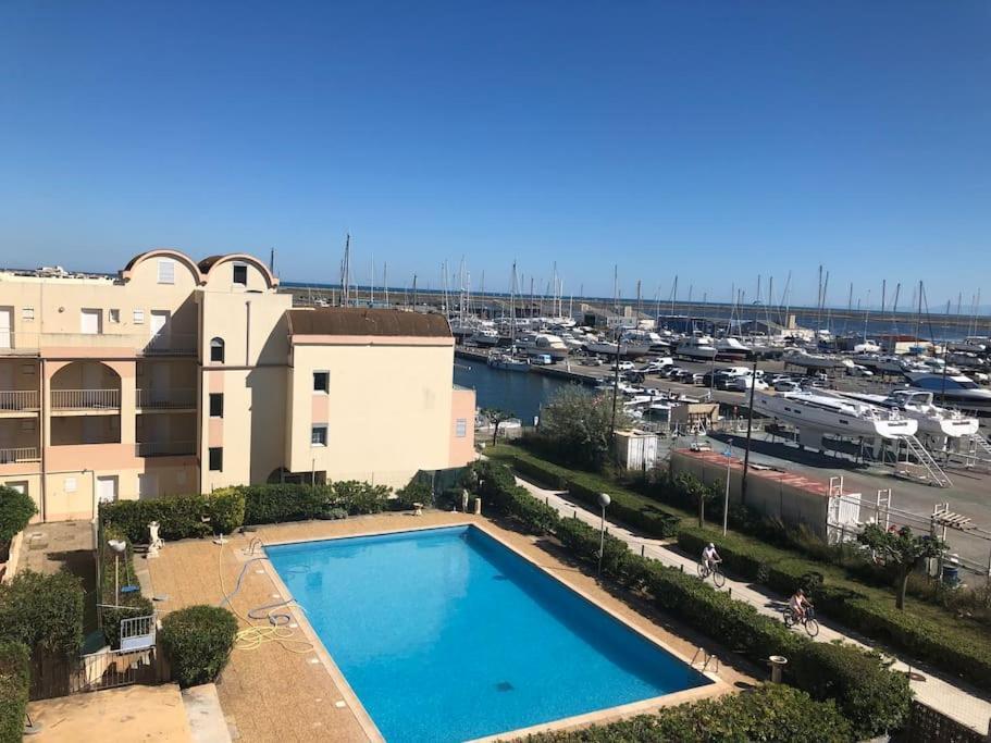 Appartement 100 M2 Terrasse Piscine Gruissan Exterior photo